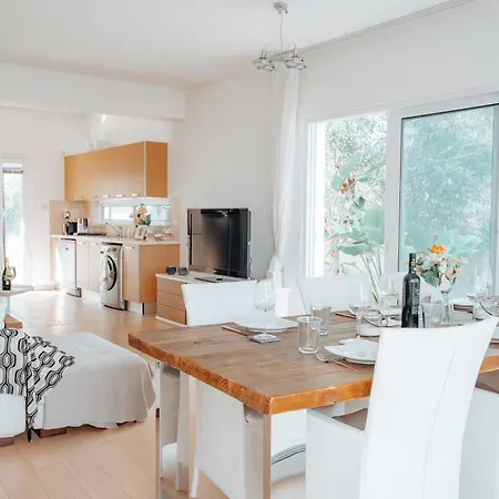 Villa Wealthystays Niceday Hill Villa, 10m Walk To Protaras