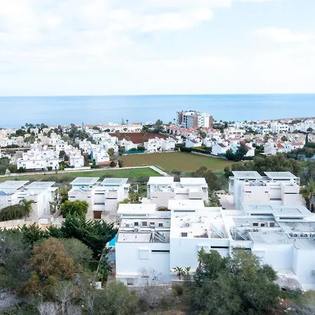 Wealthystays Niceday Hill Villa, 10m Walk To Villa Protaras