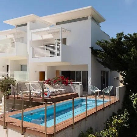 Wealthystays Niceday Hill * Protaras
