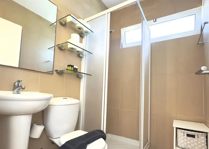 Villa Wealthystays Niceday Hill